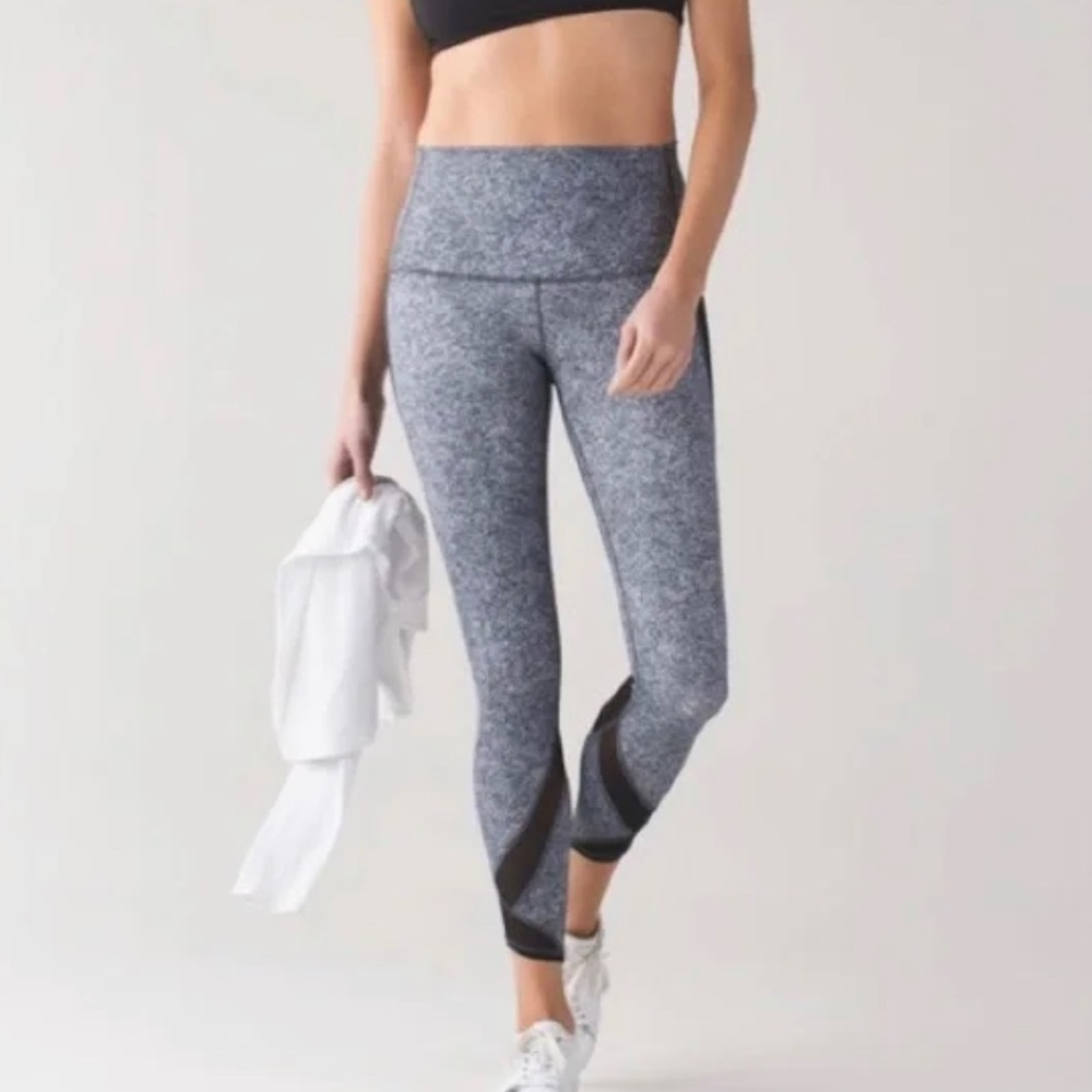 Lululemon Tranquil Tight Rio Mist White Black